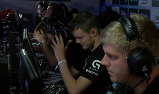 与风险并存 与风险并存